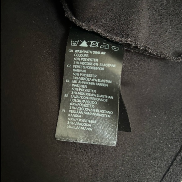 Med H&M short sleeve - Picture 5 of 6